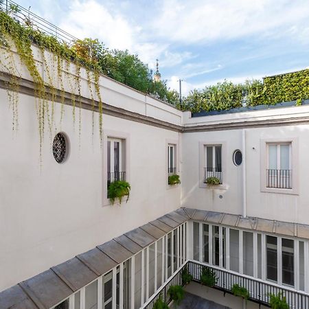 Dimora Doria D'Angri Bed & Breakfast Naples Exterior photo